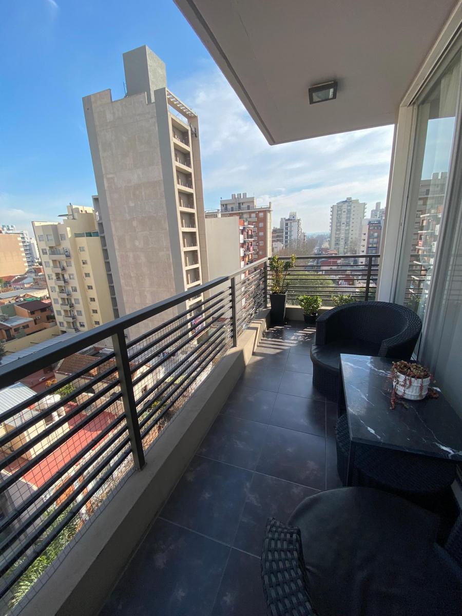 DEPARTAMENTO DE 3 AMBIENTES EN LANUS OESTE CON COCHERA. APTO CREDITO