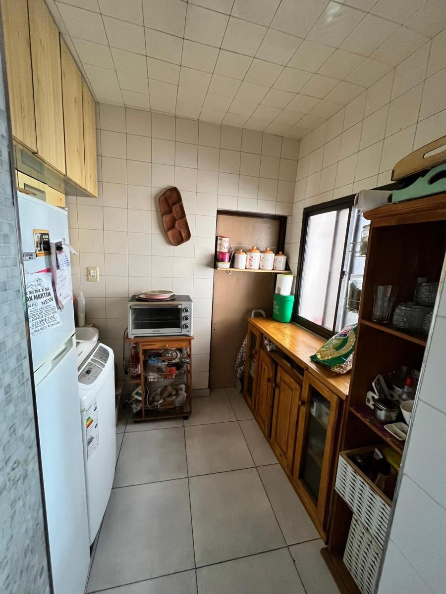 Casa en Lanus Cerca de La Av! 4