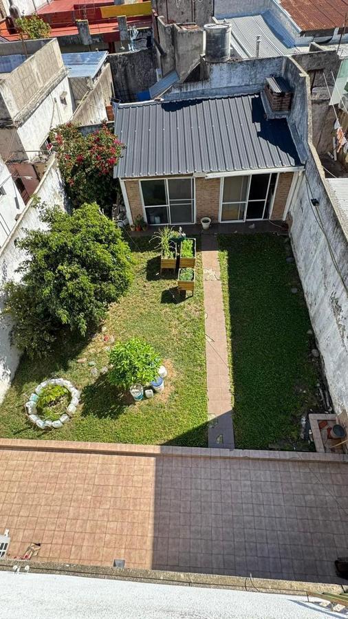 Casa con Fondo Libre, quincho y Garage Pasante! 3