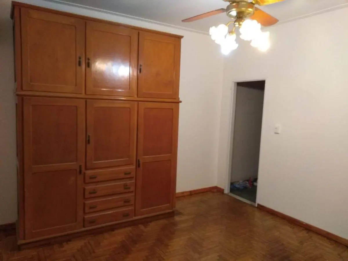 Departamento tipo casa de tres ambiente en primer piso con terraza!! 4