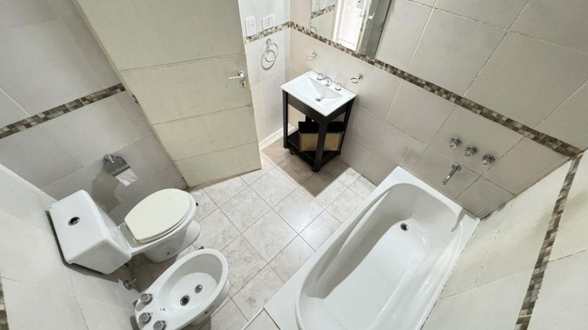 Foto de CÓMODO DEPARTAMENTO 2 AMBIENTES A LA CALLE – APTO CRÉDITO, imagen 2