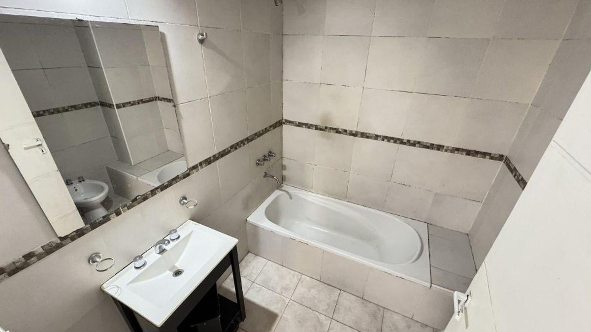 Foto de CÓMODO DEPARTAMENTO 2 AMBIENTES A LA CALLE – APTO CRÉDITO, imagen 5