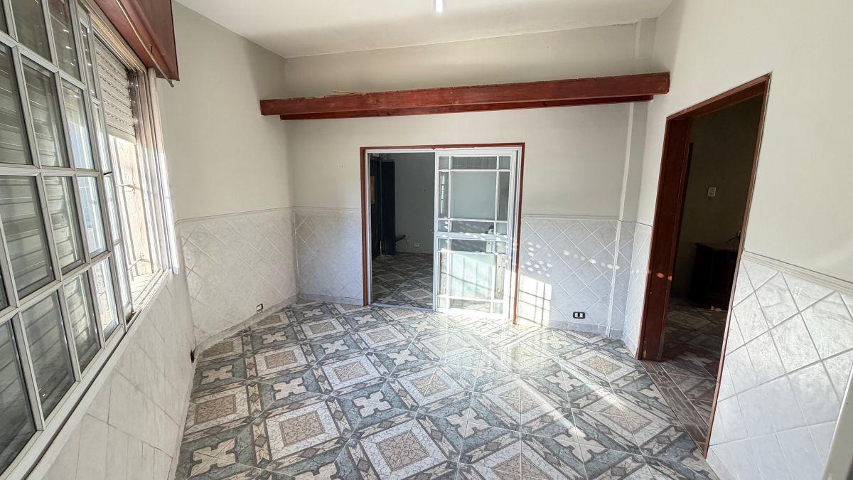 Foto de PH 3 AMBIENTES AL FRENTE CON GARAGE Y PATIO – APTO CRÉDITO, imagen 1