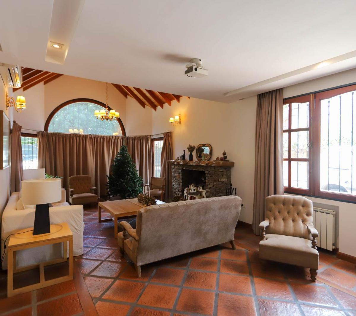 Casa en El Palomar 4