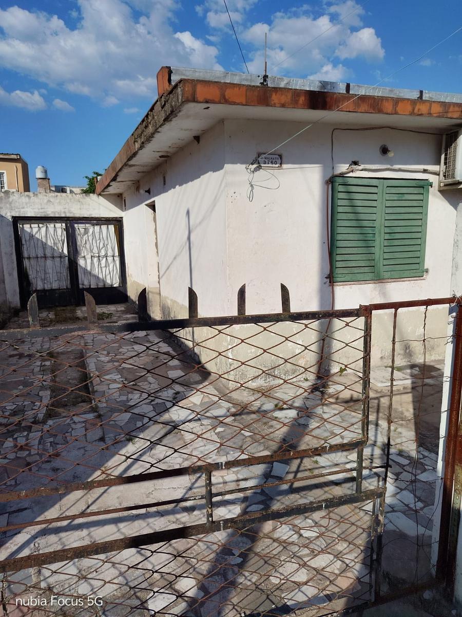 Venta de Casa Multifamiliar en Jose C Paz 2