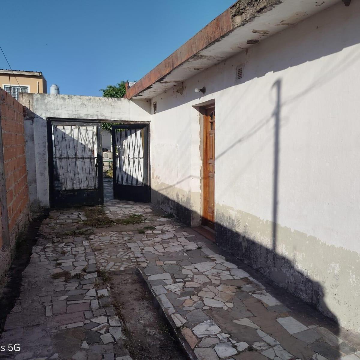 Venta de Casa Multifamiliar en Jose C Paz 3