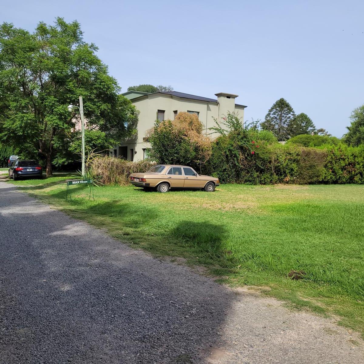 Terreno en Venta en Barrio Privado Villa Flaubert Bella Vista 4