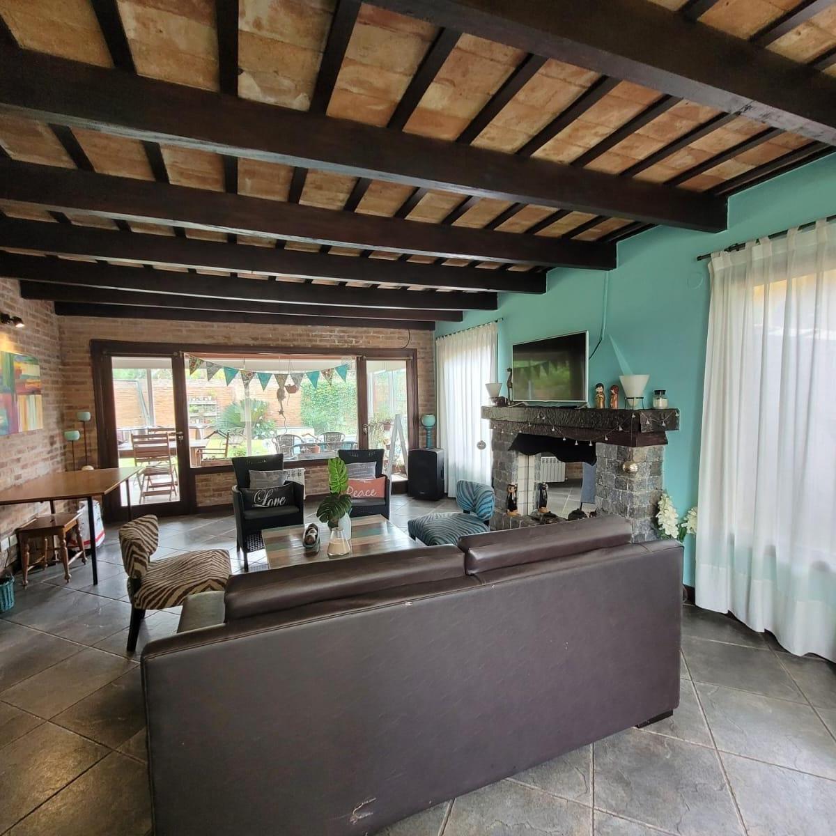 Casa en Venta en Muñiz 3