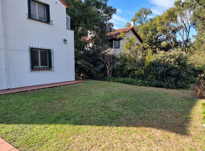 Casa en venta en Hurlingham, barrio Inglés 4