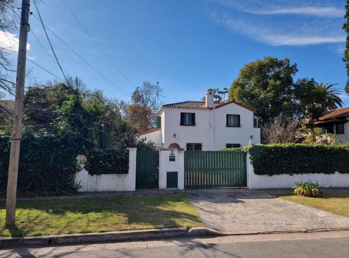 Casa en venta en Hurlingham, barrio Inglés 3