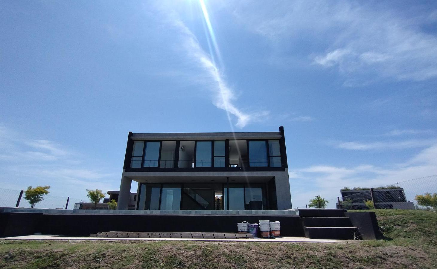 Foto de VENTA - CASA 9 AMBIENTES - COSTAS - PUERTOS ESCOBAR, imagen 5