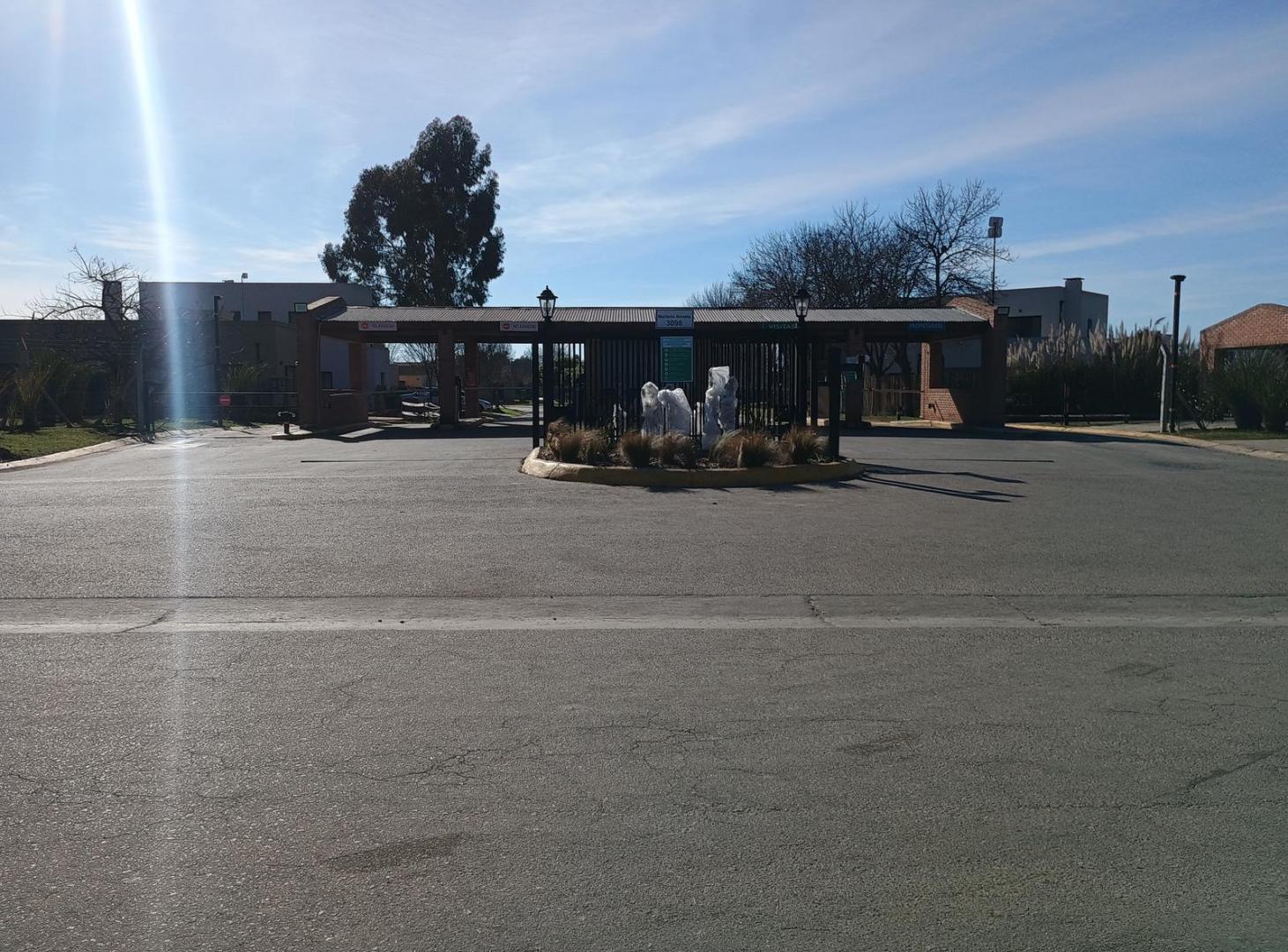 LOTE EN VENTA EN PILAR , BARRIO SANTO TOMAS
