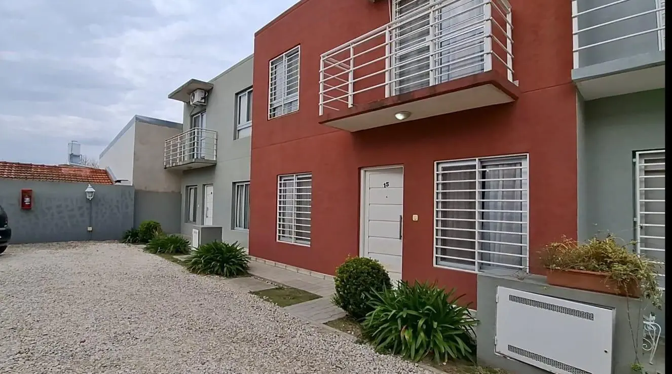 Casa en Venta Bella Vista C/Pileta 4