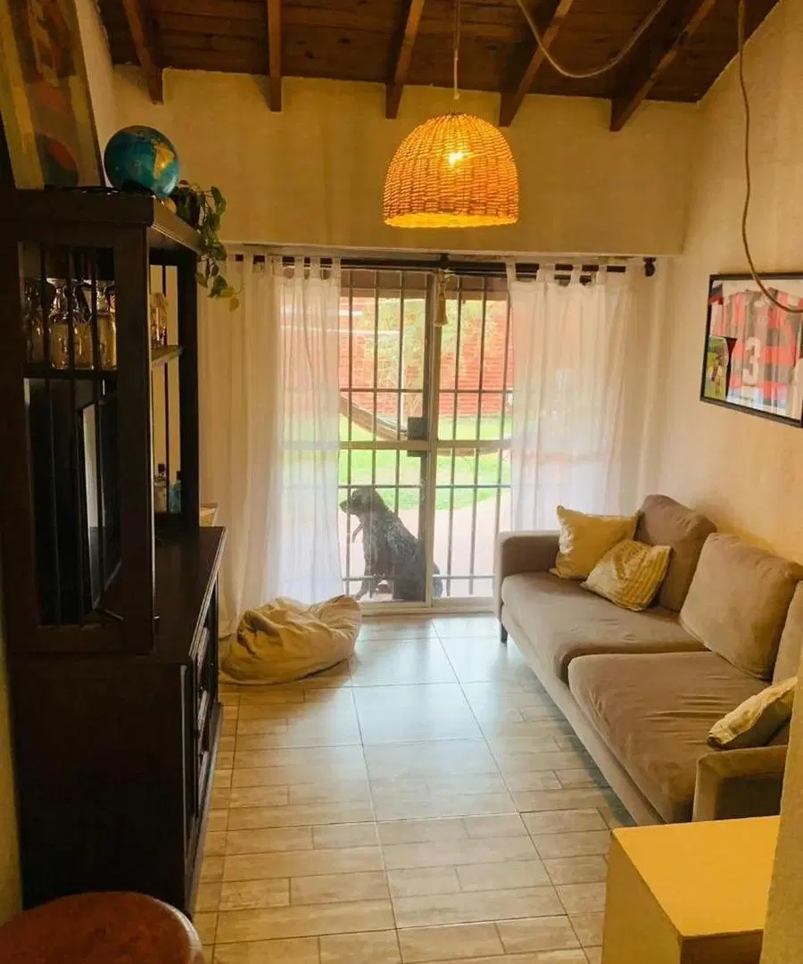Casa en venta en Hurlingham 3