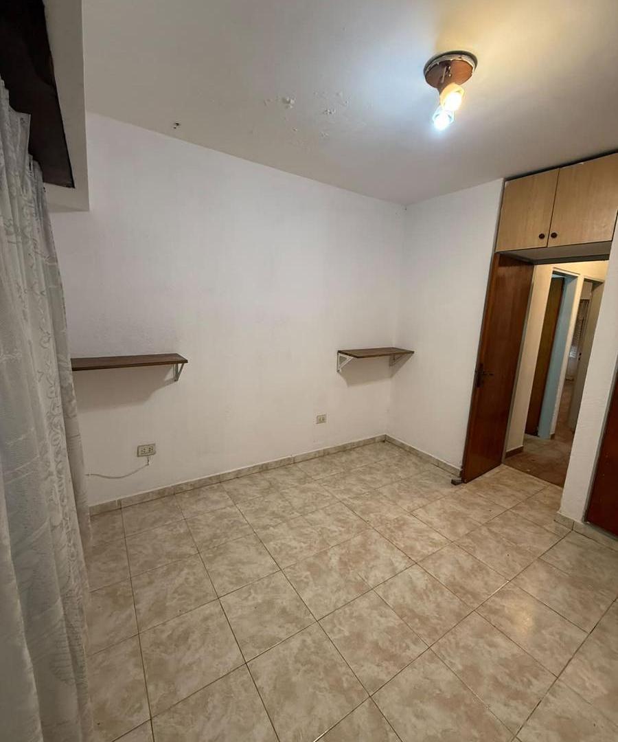 Foto de Venta Casa Castelar Norte calle Munilla al 3100, imagen 4