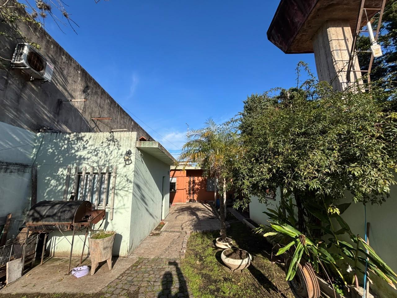 Foto de Casa en alquiler con pileta en Moreno, imagen 4