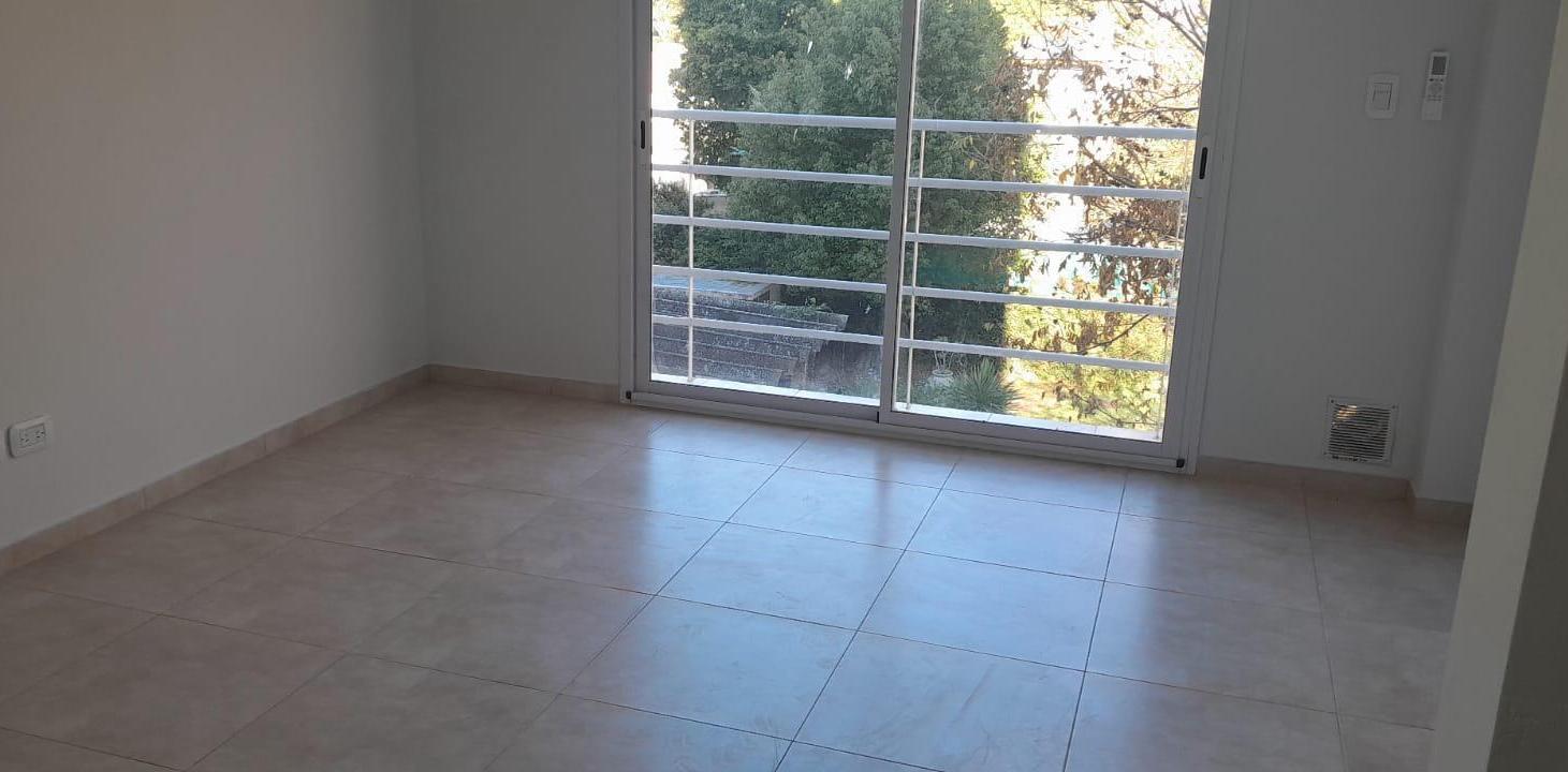 Foto de Alquiler Departamento, imagen 2