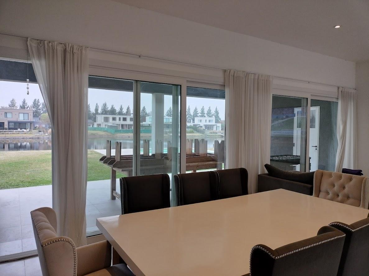 Foto de Venta Barrio San Matías, a la laguna con pileta, imagen 1