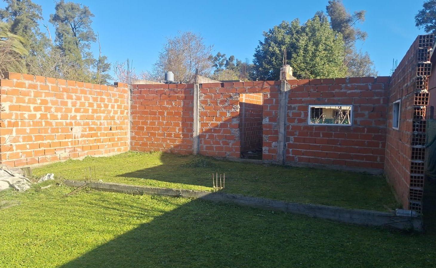 Foto de Lote con Construccion Iniciada, imagen 1