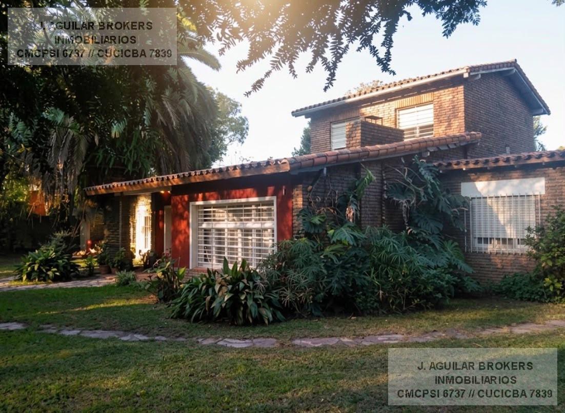 Foto de CASA 4 DORMITORIOS CON PILETA - SAN MIGUEL, imagen 1