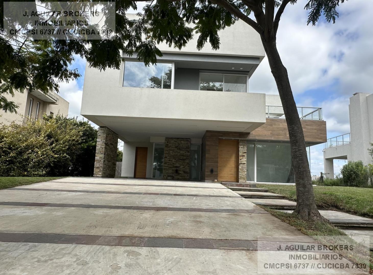 Foto de Venta Casa en Escobar en Puertos del lago, Barrio Vistas lote 25, imagen 1