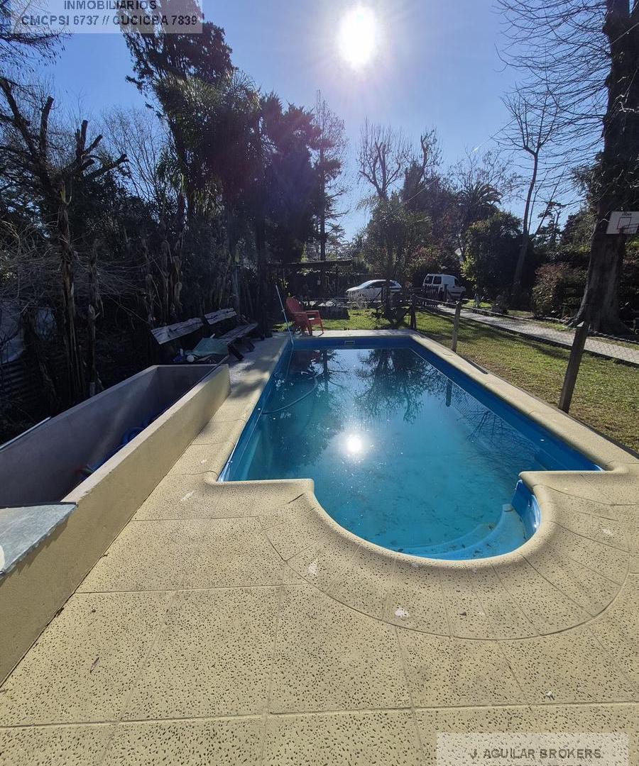 Foto de Casa con amplio terreno, jardin y pileta en Muñiz, imagen 3
