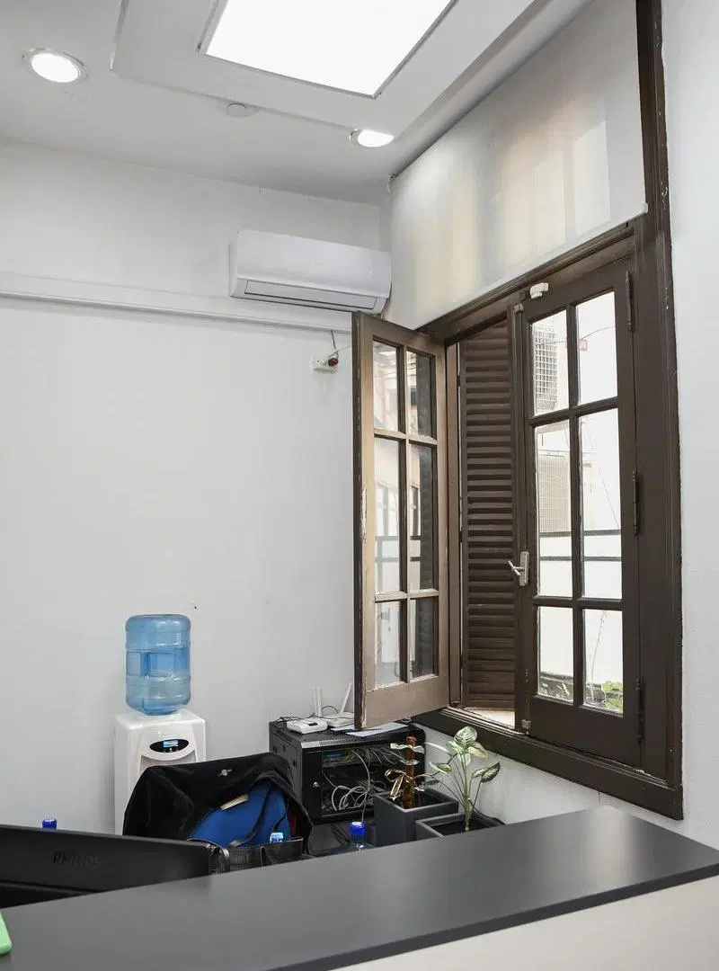 VENTA OFICINA 8 AMBIENTES MONSERRAT APTO CREDITO Y VIVIENDA 2