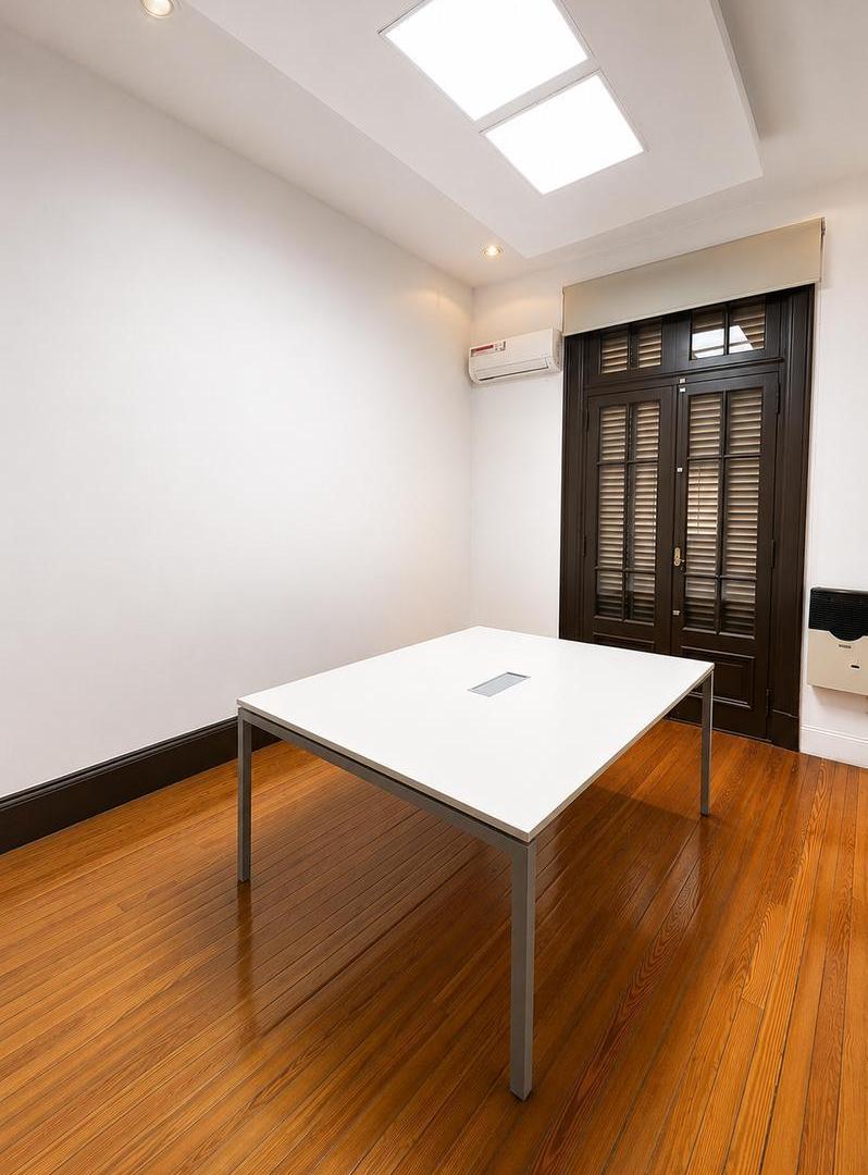 Foto de VENTA OFICINA 8 AMBIENTES MONSERRAT APTO CREDITO Y VIVIENDA, imagen 1