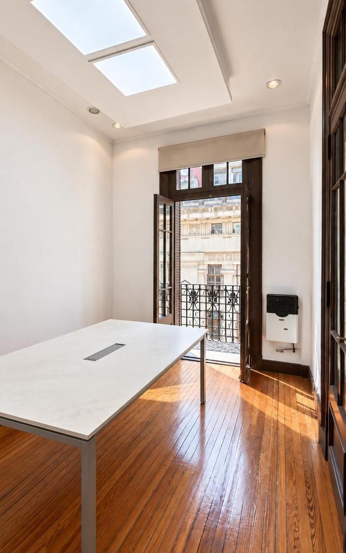 Foto de VENTA OFICINA 8 AMBIENTES MONSERRAT APTO CREDITO Y VIVIENDA, imagen 1