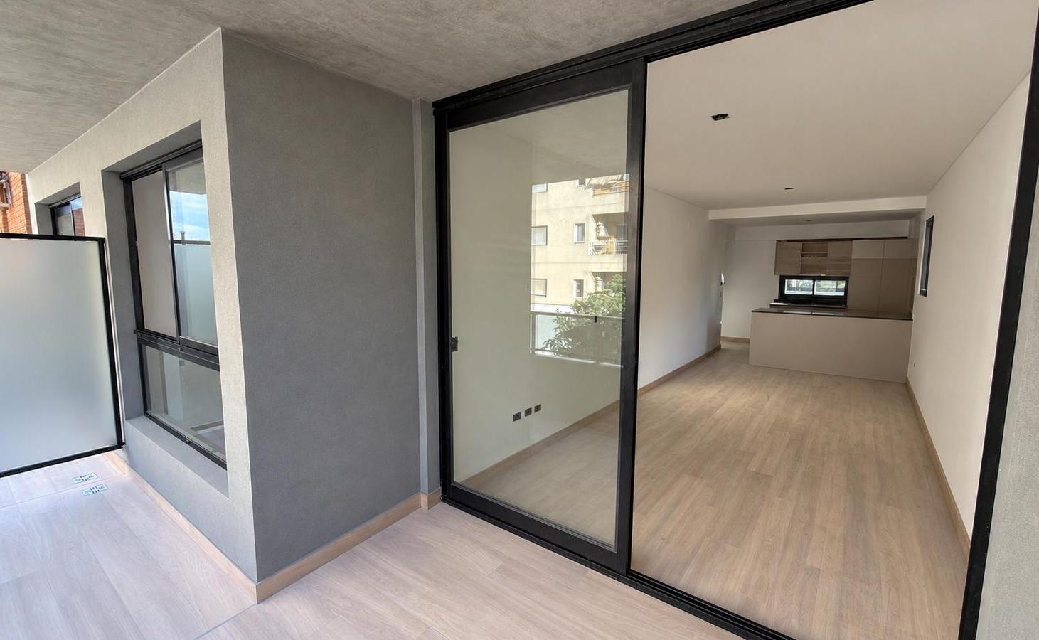 Foto de VENTA DEPARTAMENTO 2 AMBIENTES VILLA URQUIZA BALCON A ESTRENAR, imagen 2