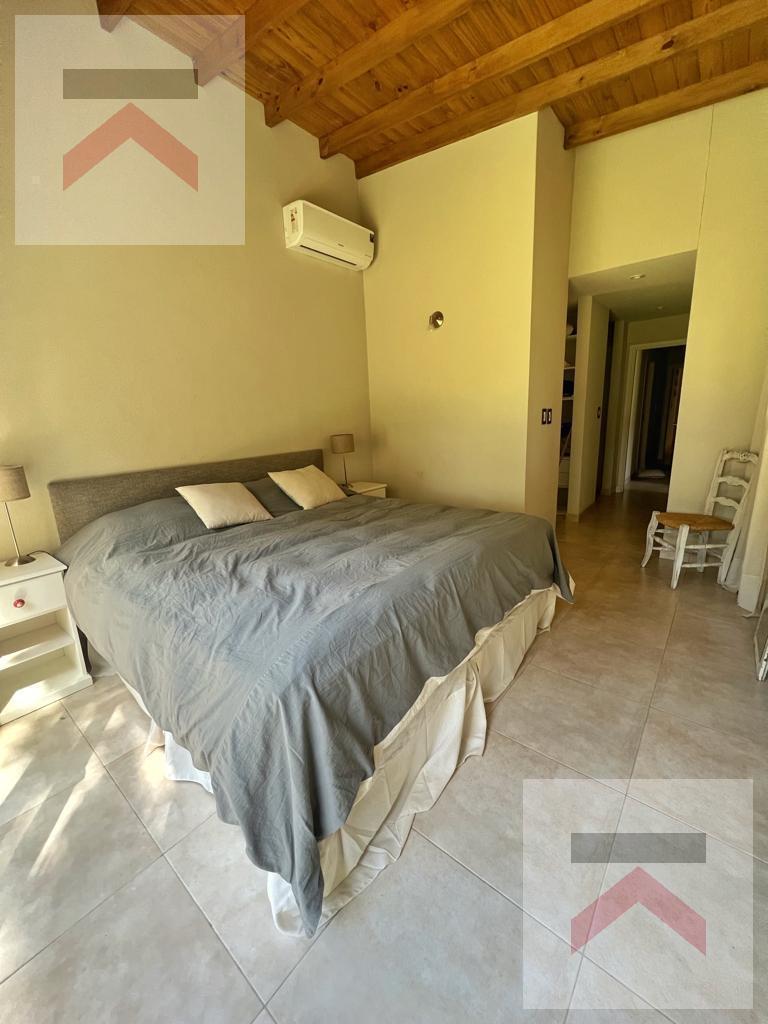 Espectacular Casa en Bo Residencial I - Costa Esmeralda 1