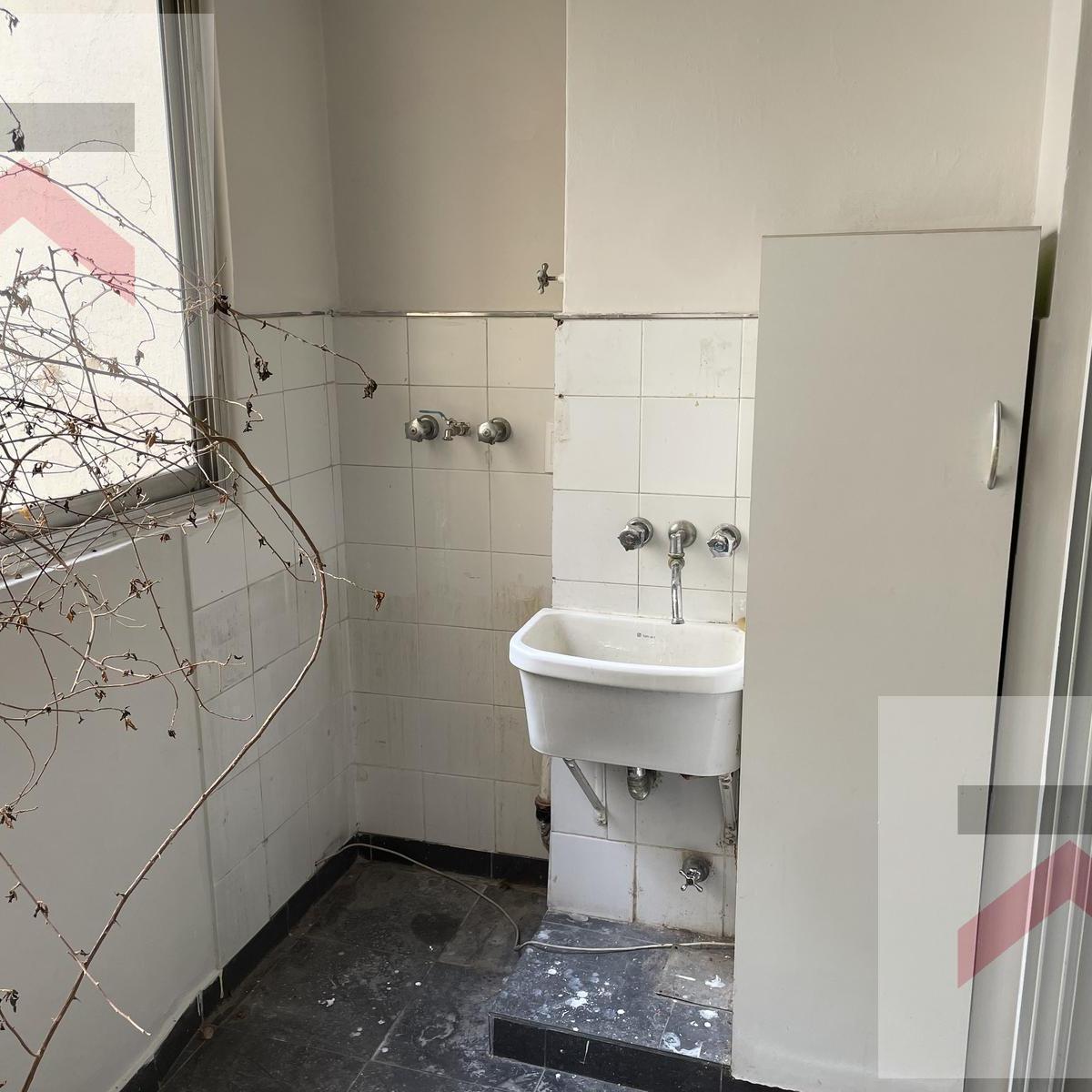 Dúplex de 3 Dorm. con Balcón, Dependencia de Servicio y Espacio Guardacoche en Belgrano 4