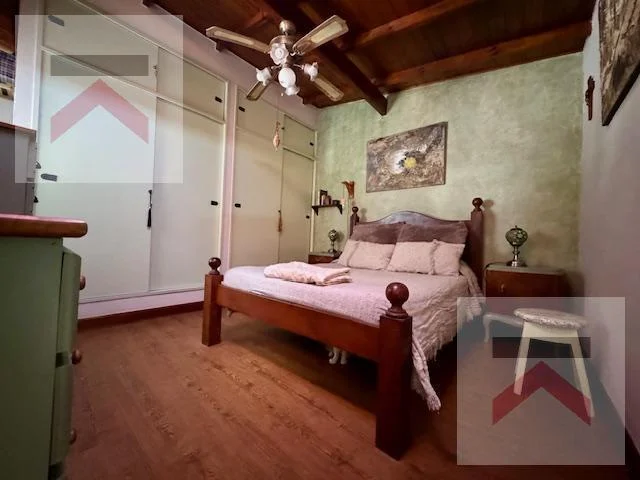 Lindísima casa de 4 ambientes, cochera y gran terraza! 3