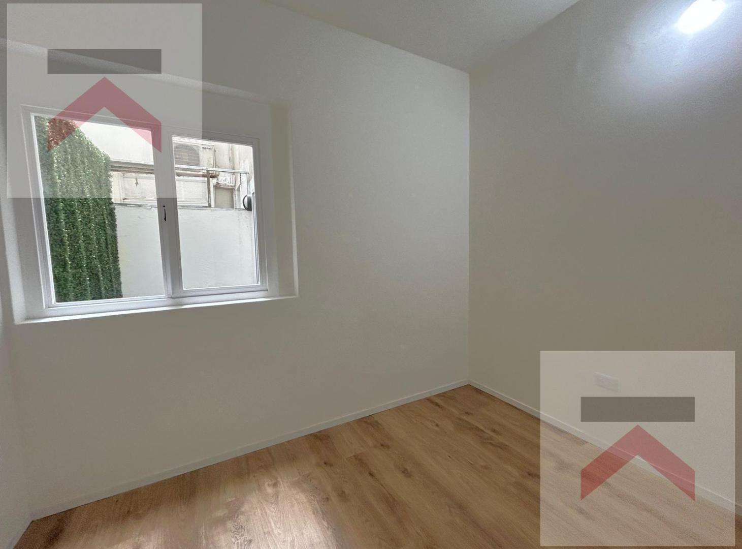 Foto de Oportunidad! Dos amb totalmente reciclado a nuevo con patio!, imagen 2