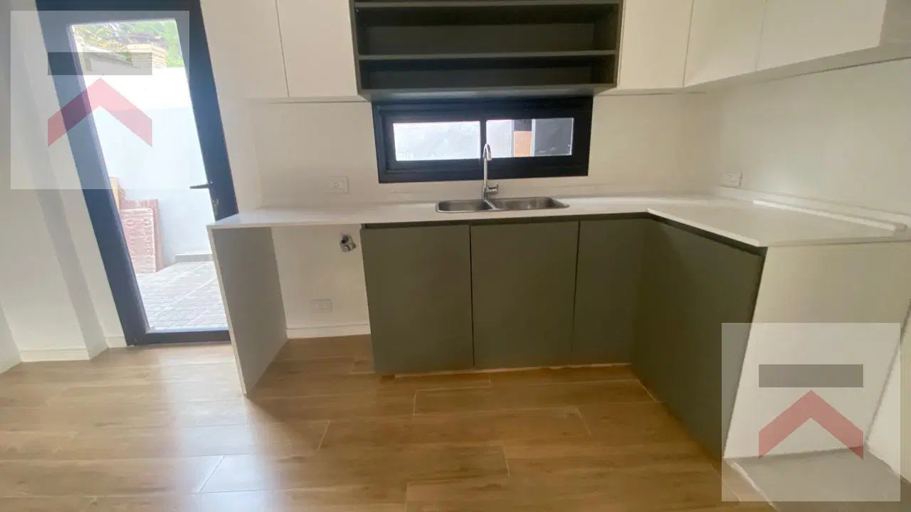 Casa a estrenar en Beccar 3 Dormitorios,3 baños, con patio y cochera 5