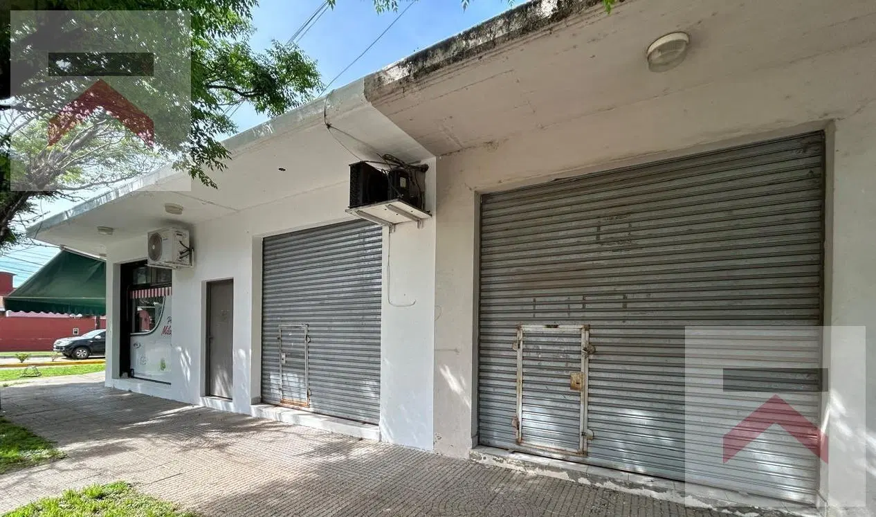 Locales en Cardales con posibilidad de construcción en altura, ideal para desarrollo o inversión! 3
