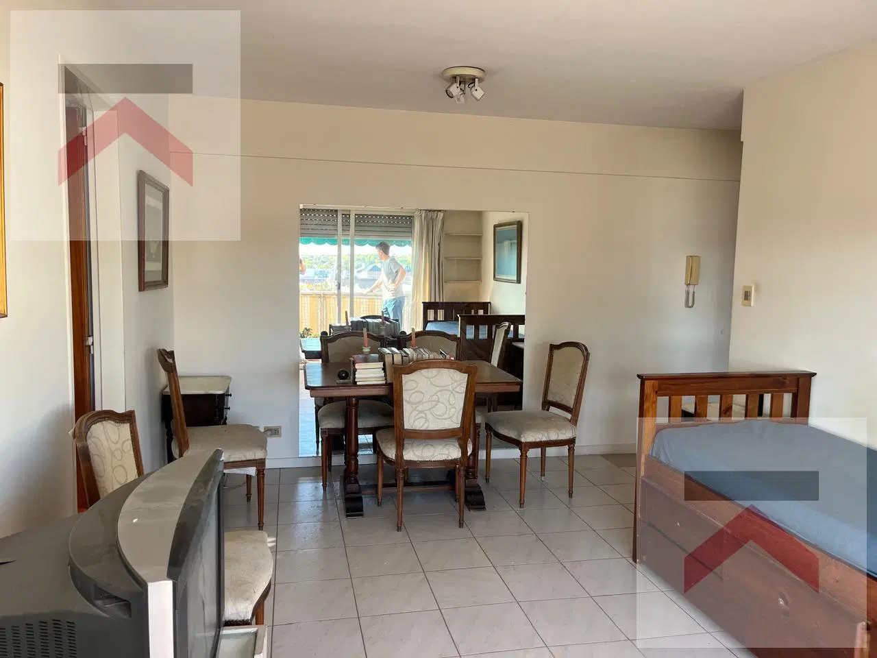 Departamento de 2amb con Cochera en San Isidro 2