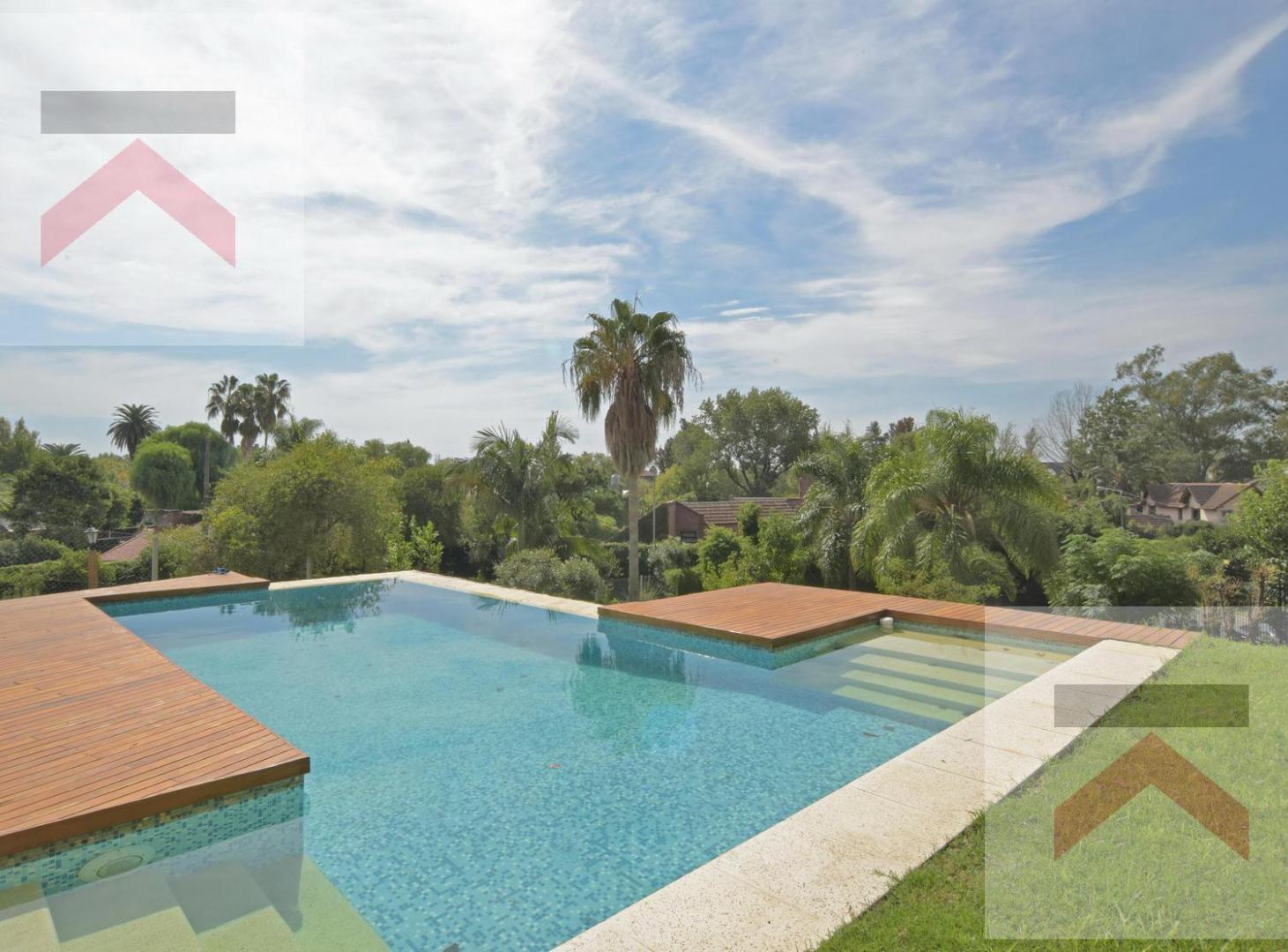Foto de Espectacular casa en Punta Chica, con piscina, parrila y gran arboleda!, imagen 2