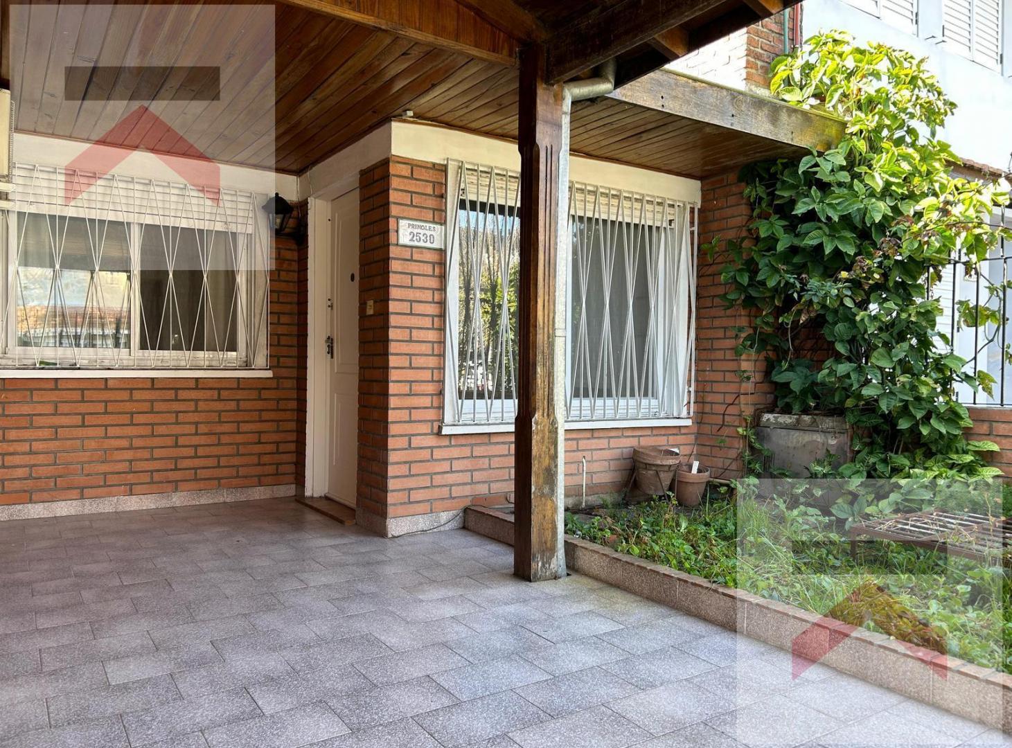 Foto de Casa con 2 dormitorios, cochera, patio y parrilla en Martinez!, imagen 4