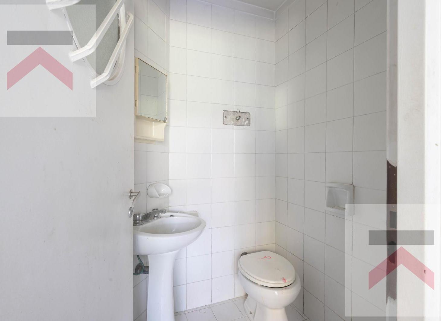 Foto de Lindísima casa de 7 ambientes con jardin con pileta y quincho!, imagen 5