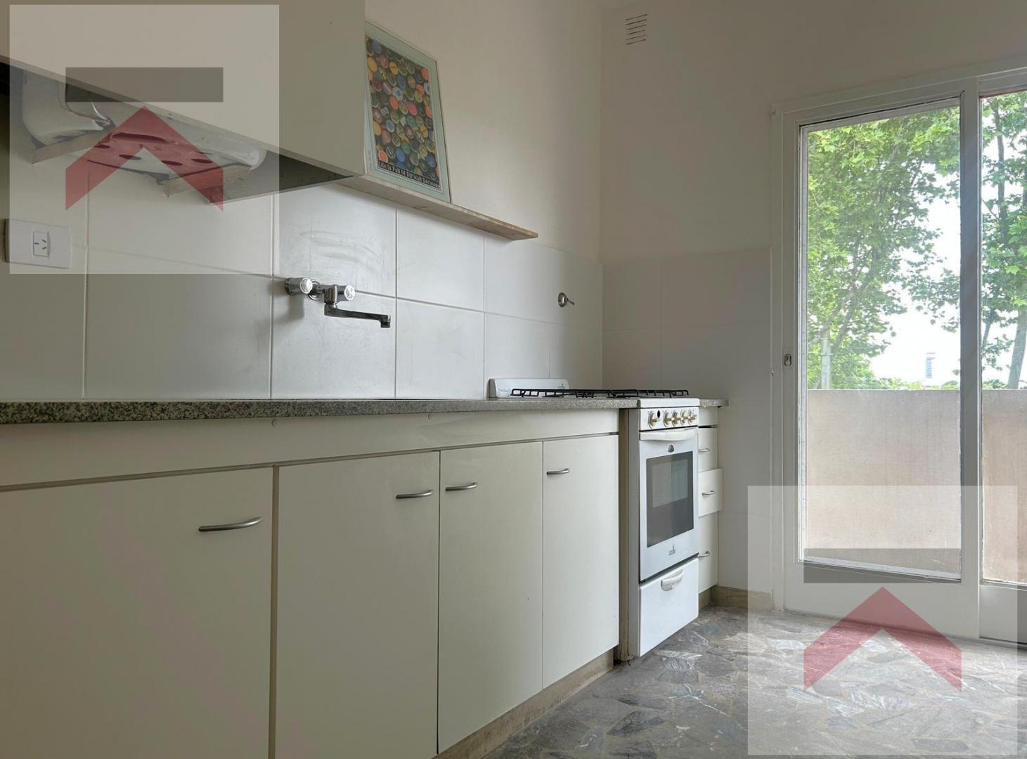 Foto de Hermoso departamento 2 ambientes en Florida Este con terraza y parrilla!, imagen 5