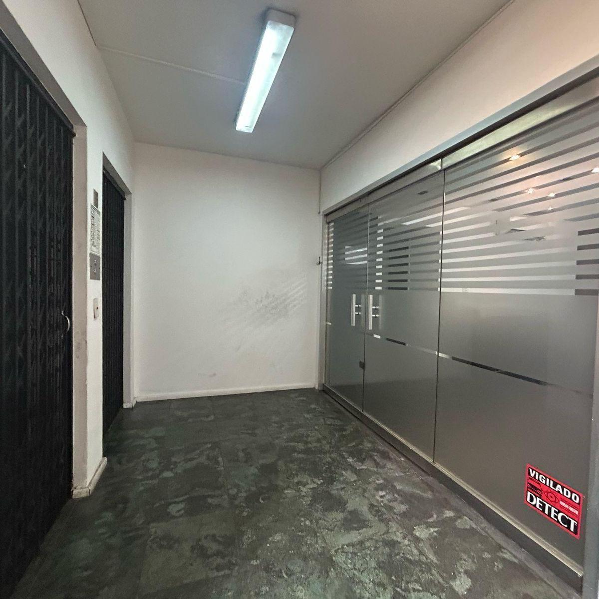 Espectacular Piso de Oficinas Sobre Av Córdoba - Oportunidad! 1