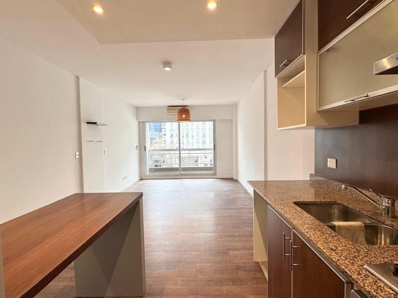 Alquiler - Inmpecable monoambiente en inmejorable zona de Nuñez - Con full amenities - Luminoso 3