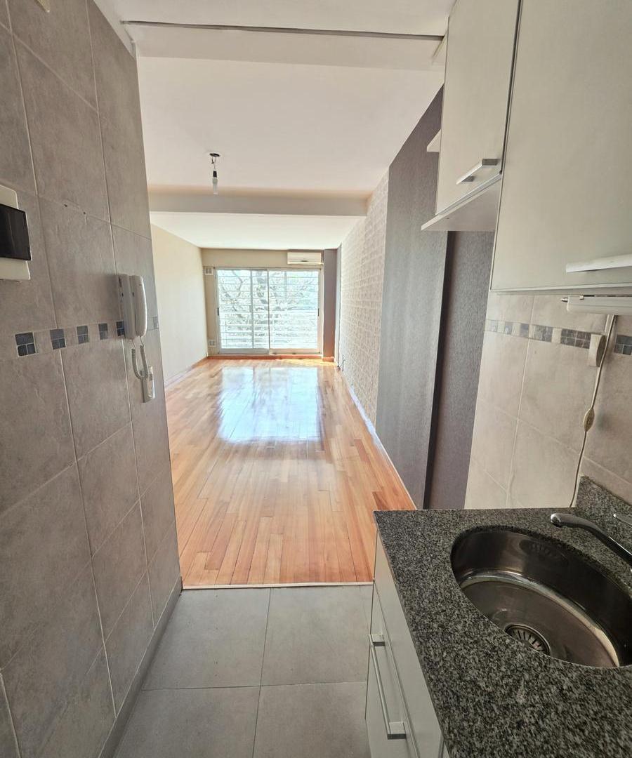 Foto de Duplex de dos ambientes en Palermo - Super luminoso - Piscina, imagen 3