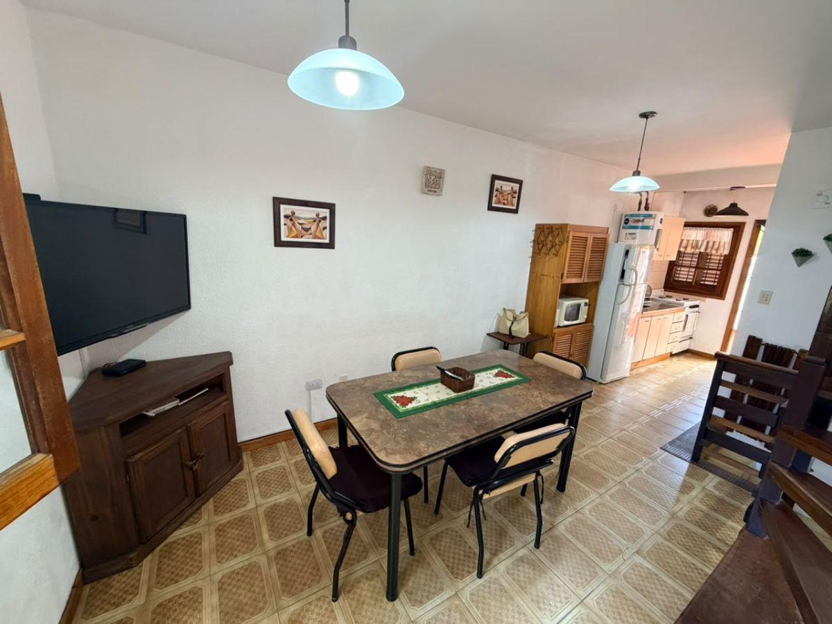 Foto de IMPERDIBLE !!! HERMOSO DUPLEX EN VENTA- SAN BERNARDO, imagen 1