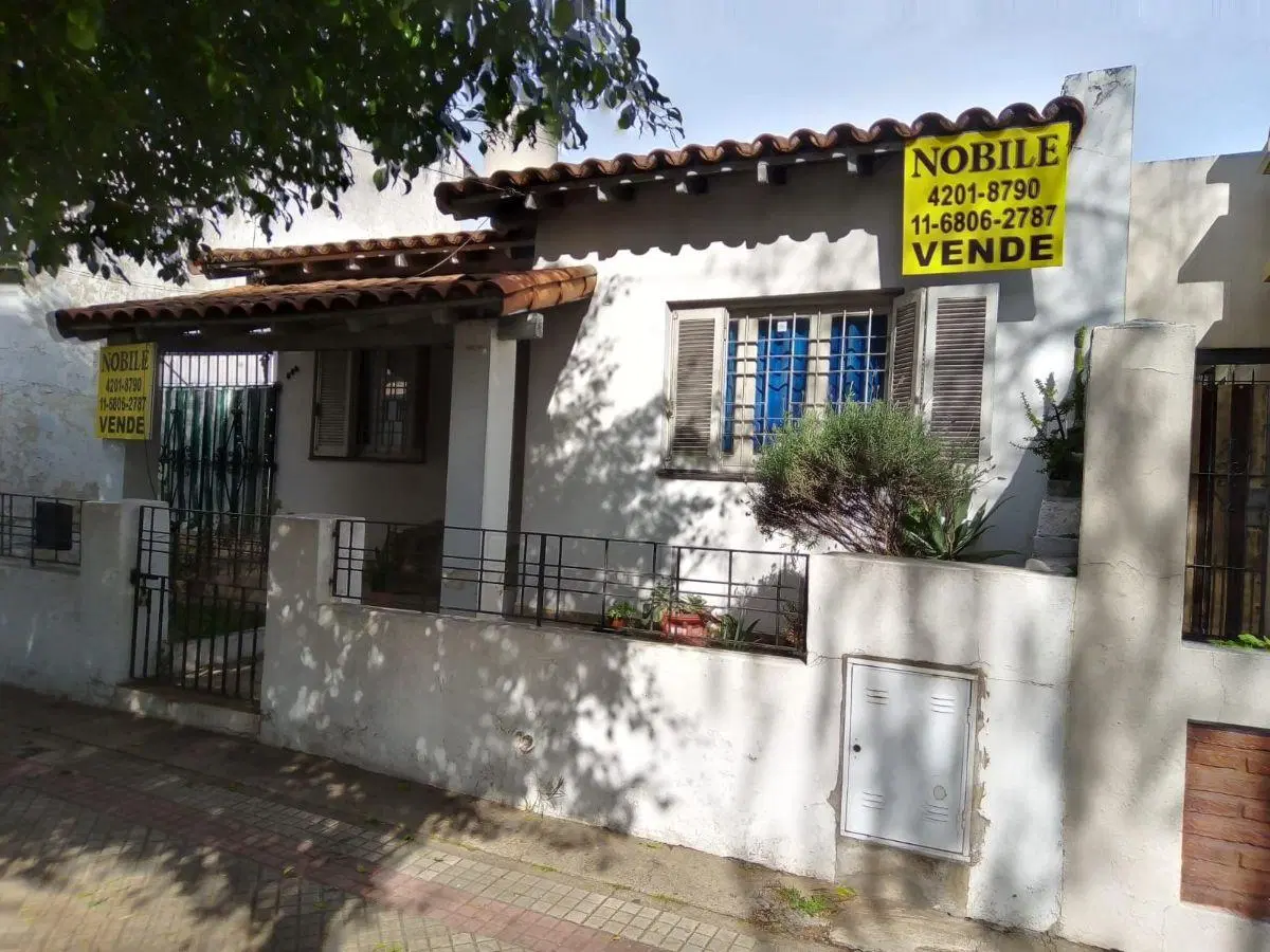 Casa 3 Ambientes con cochera y patio Lomas De Zamora 1