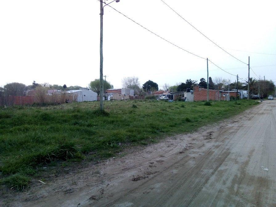 LOTE 15 X 42M EN STA TERESITA B° LAS QUINTAS