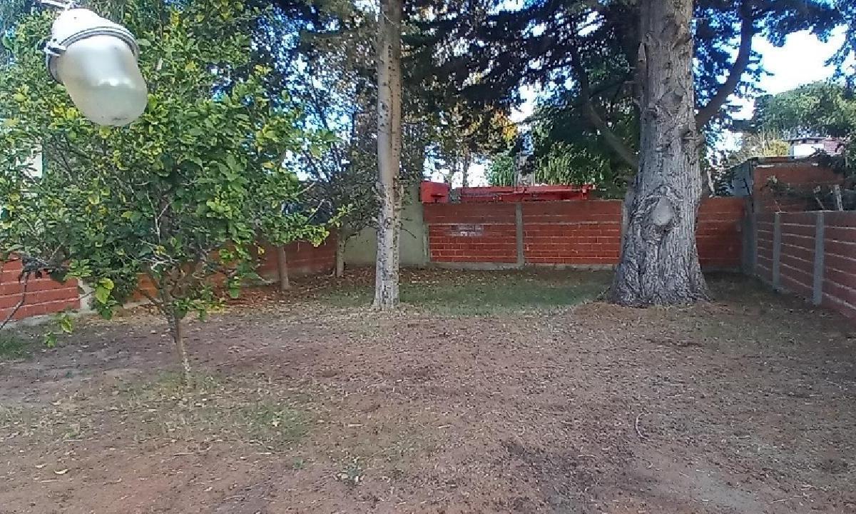 CASA MAS DEPARTAMENTO - SANTA TERESITA