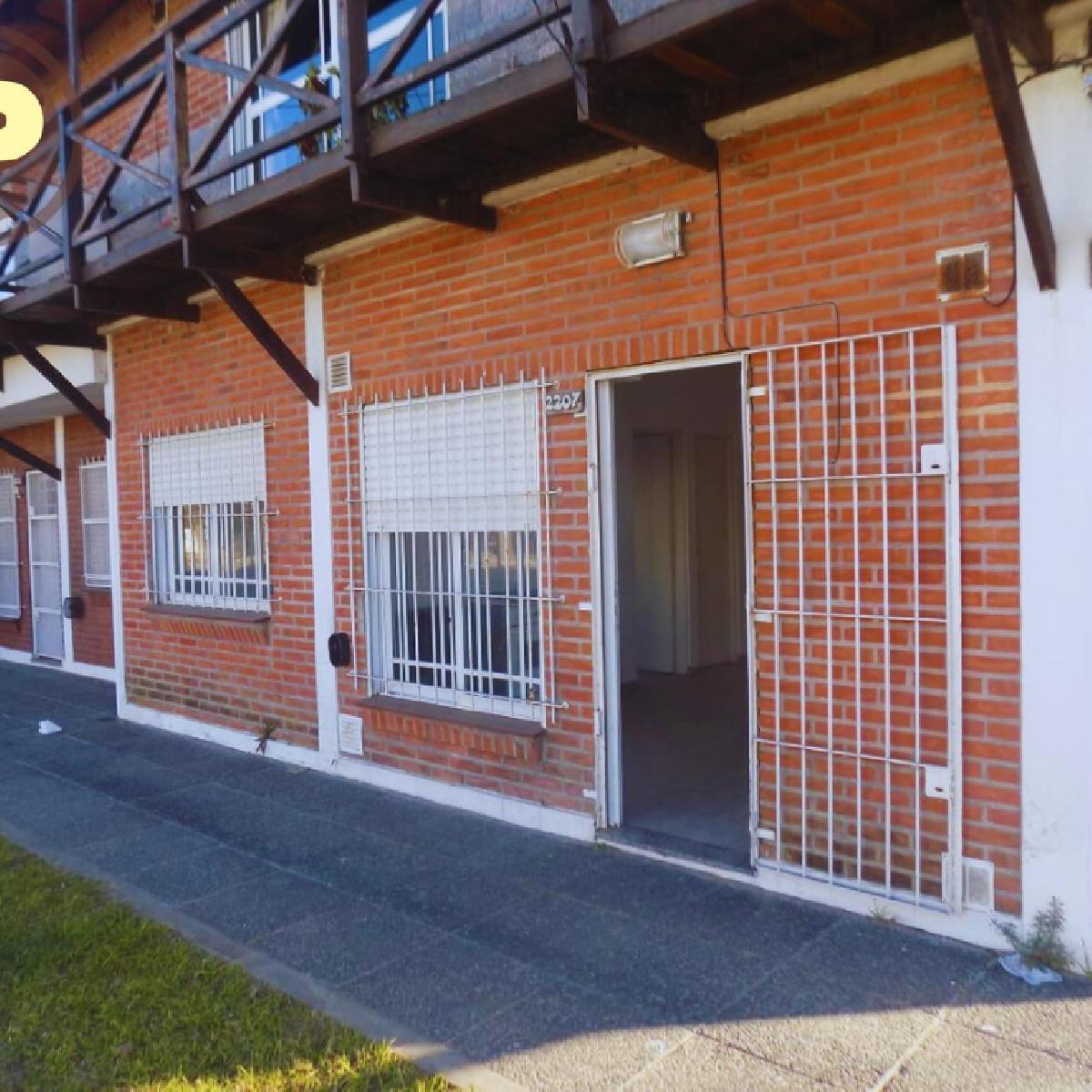 Departamento Al Frente en Planta Baja 5