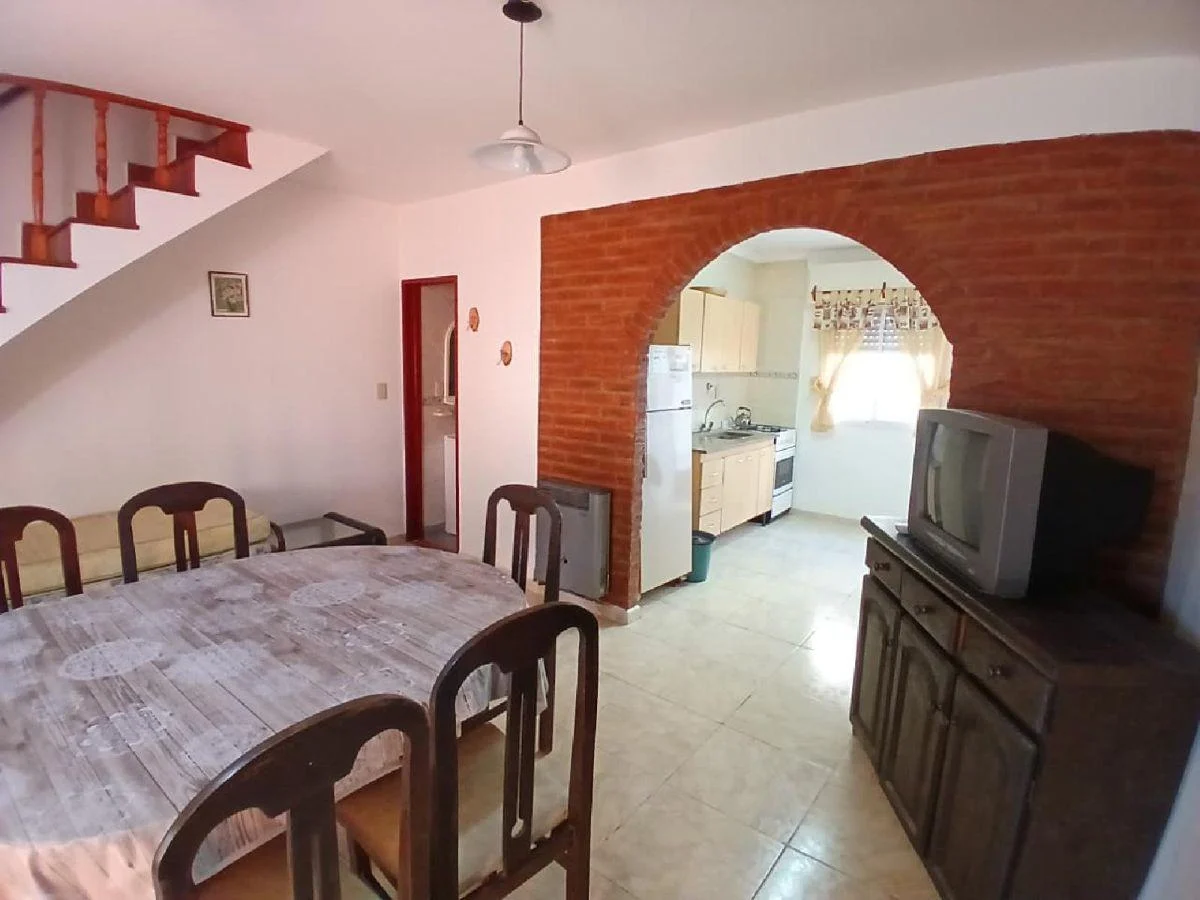 Foto de DUPLEX AL FRENTE CON GAS NATURAL, imagen 4
